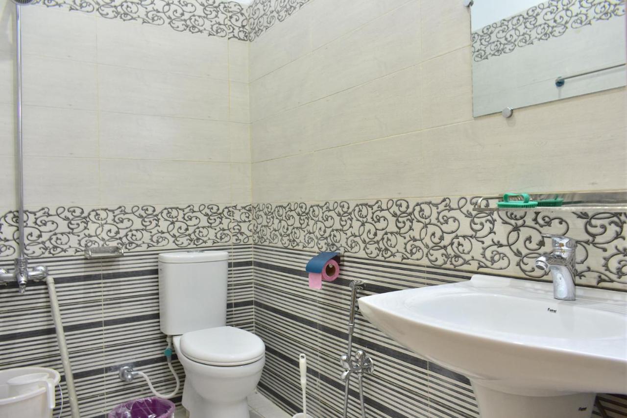 Swat Guest House Mingora ภายนอก รูปภาพ