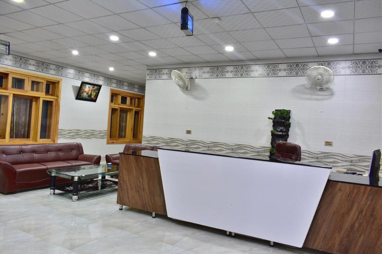 Swat Guest House Mingora ภายนอก รูปภาพ